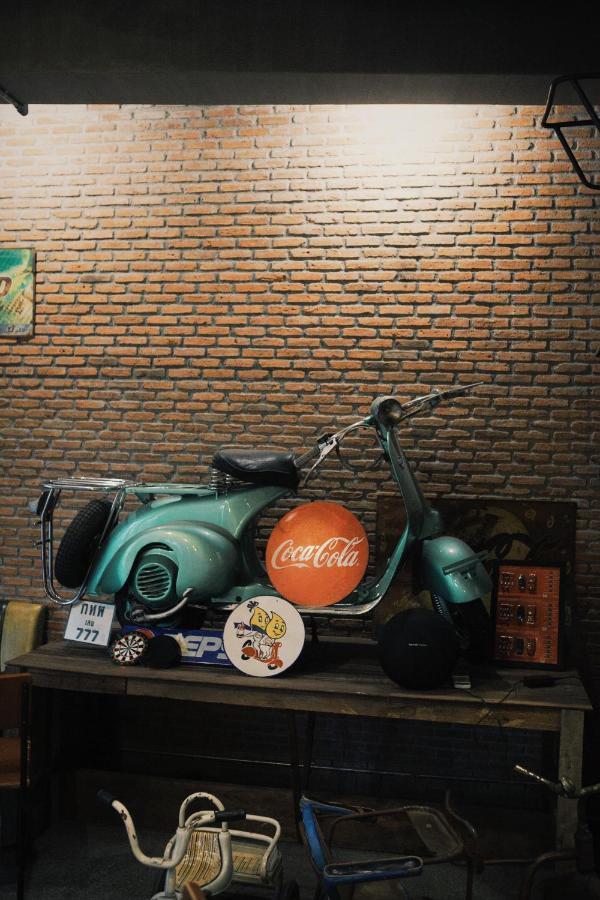 Labkoff Cafe And Hostel Kanchanaburi Ngoại thất bức ảnh