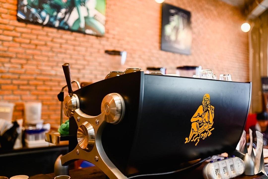 Labkoff Cafe And Hostel Kanchanaburi Ngoại thất bức ảnh