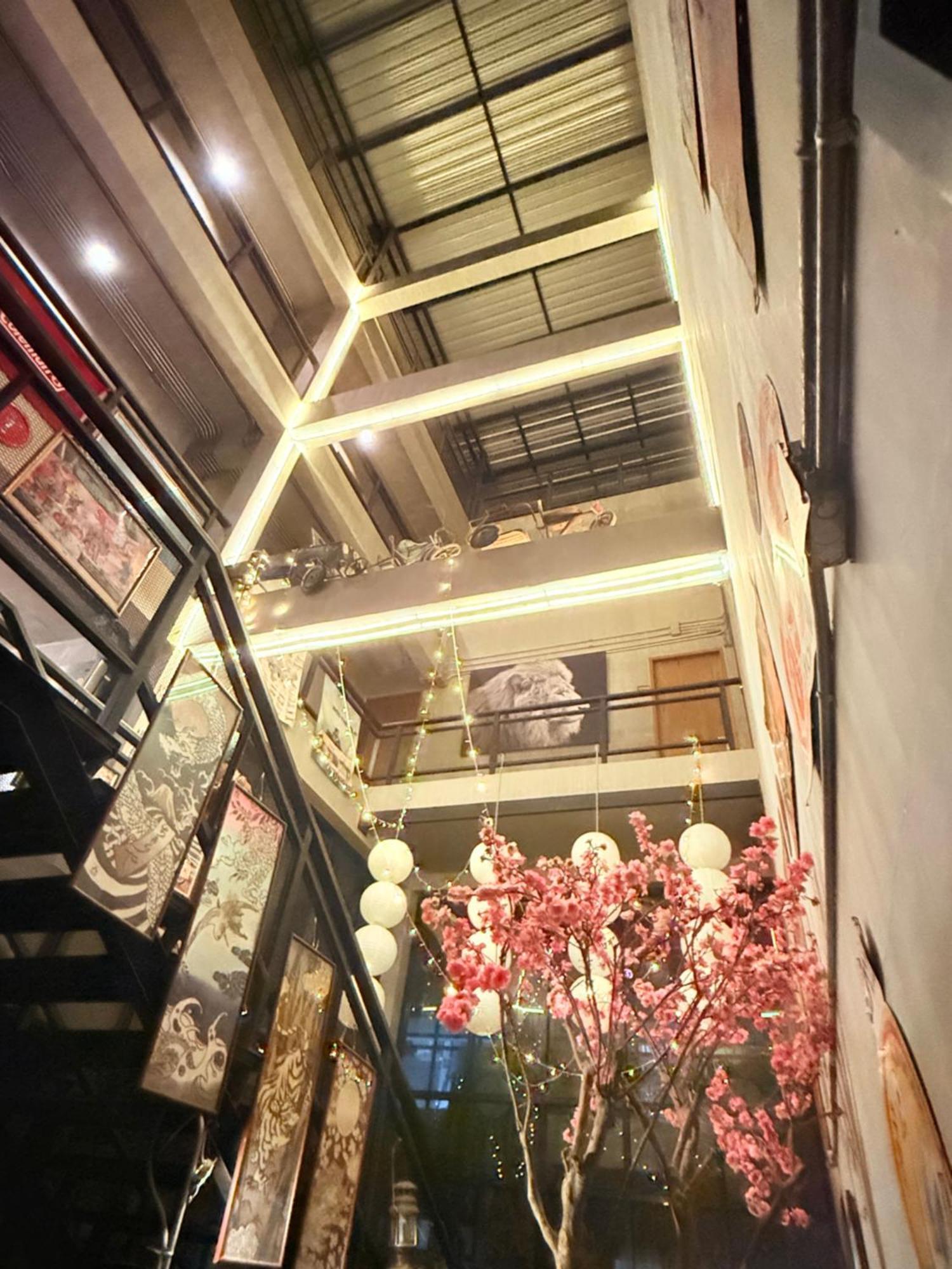 Labkoff Cafe And Hostel Kanchanaburi Ngoại thất bức ảnh
